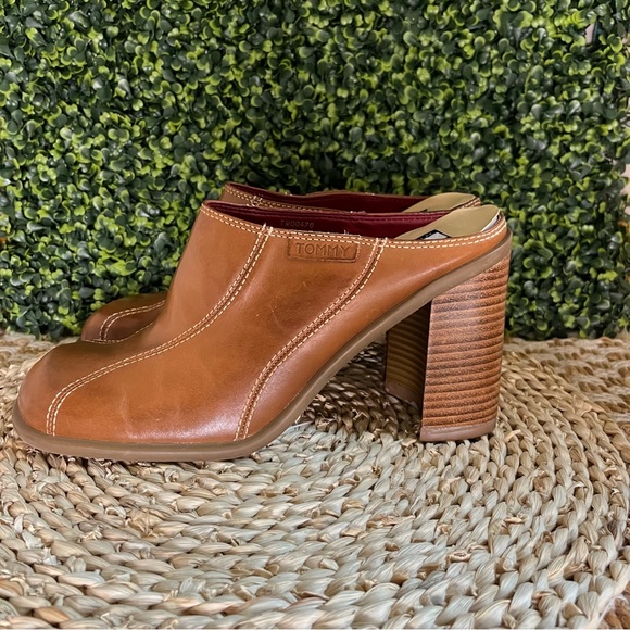 Tommy Hilfiger Brown Leather Mule Shoes with Chunky Wood Heel Slip On - Picture 7 of 8